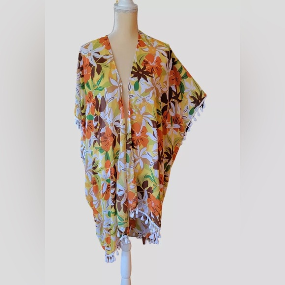 Kontrol Other - NWT Floral Kimono Cover-Up Size Small